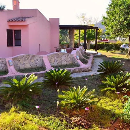 Casa A 150 Metri Dal Mare Holiday home Villasimius