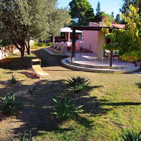Holiday home Casa A 150 Metri Dal Mare
